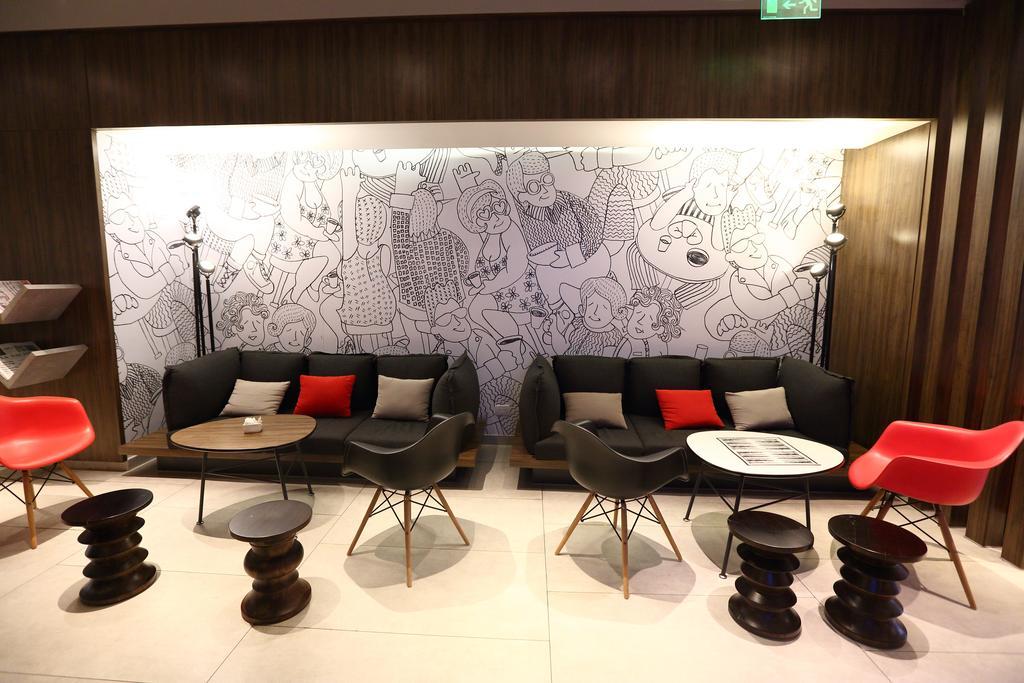 Отель Ibis Buenos Aires Obelisco Экстерьер фото