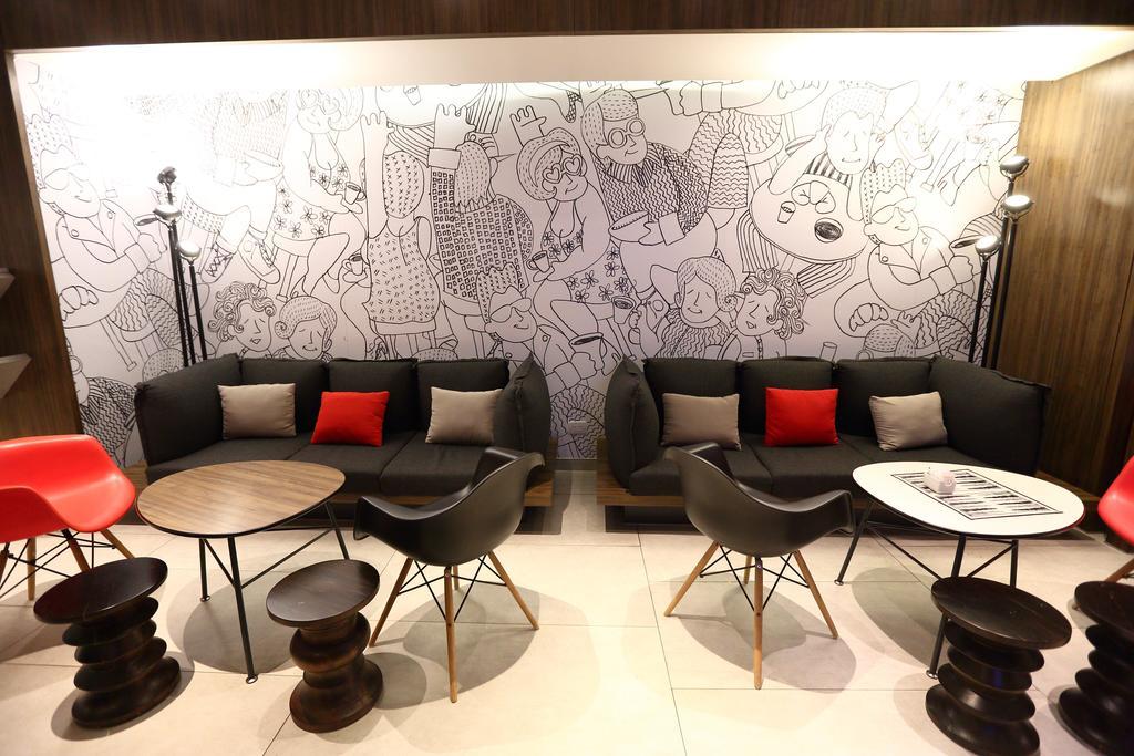 Отель Ibis Buenos Aires Obelisco Экстерьер фото