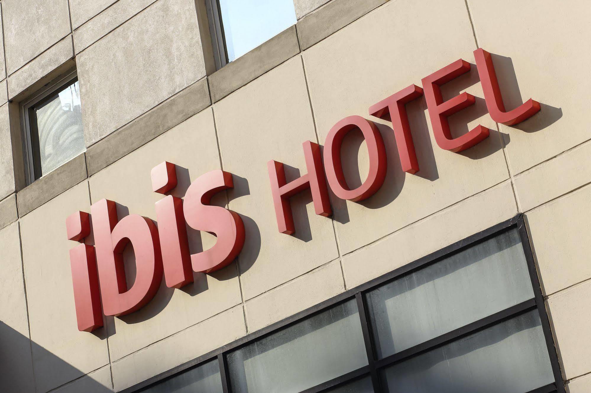 Отель Ibis Buenos Aires Obelisco Экстерьер фото